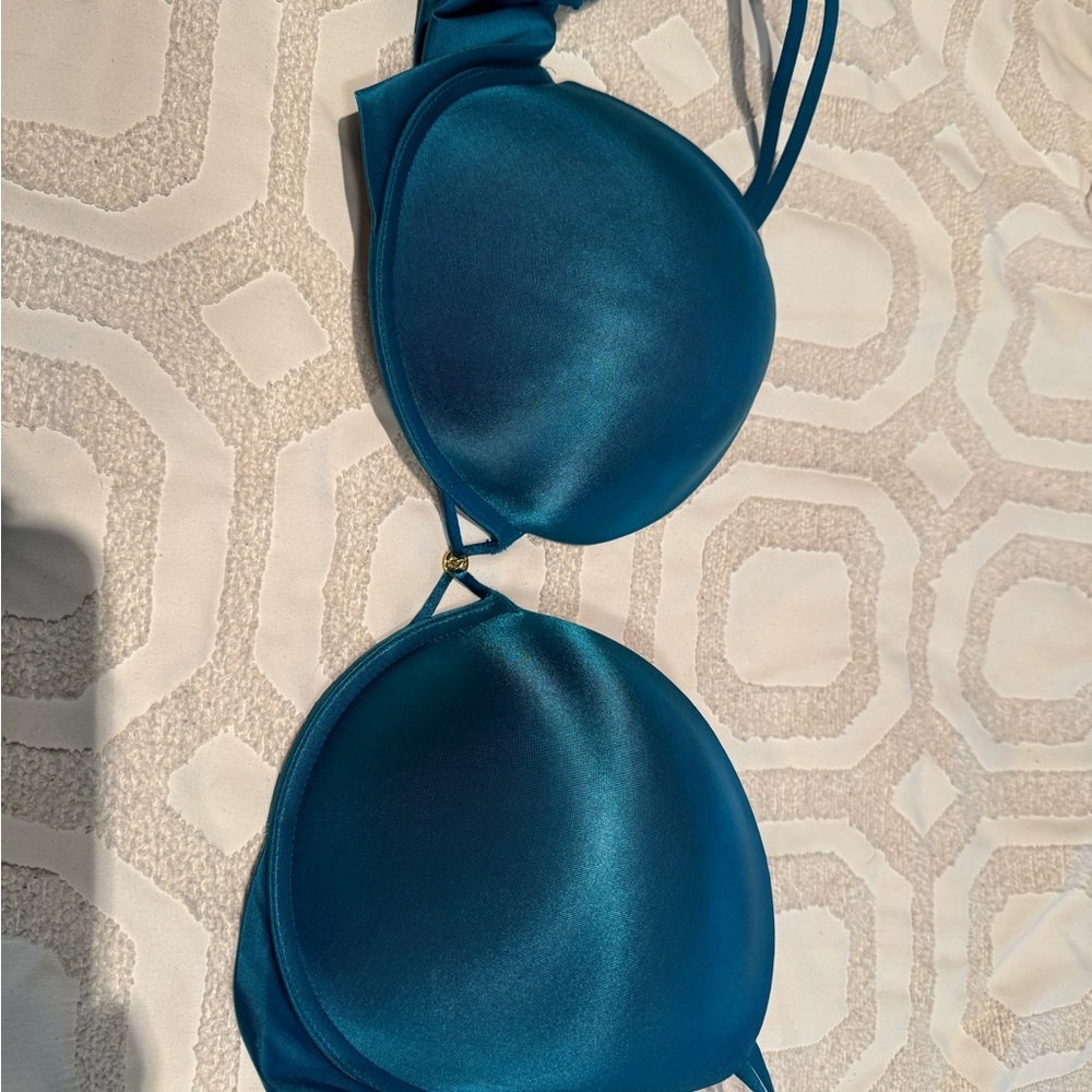 Victoria's Secret Teal Push-Up Bra